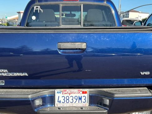 Used 2012 Toyota Tacoma 4x4 Double Cab w/ TRD Sport Pkg image 19
