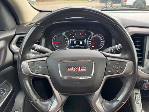 Used 2017 GMC Acadia SLT AWD/4WD image 19