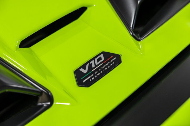 Used 2023 Lamborghini Huracan Tecnica RWD image 40