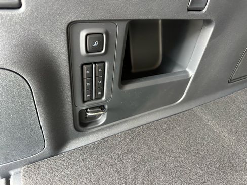 New 2026 Ford Expedition Max Platinum AWD/4WD image 30