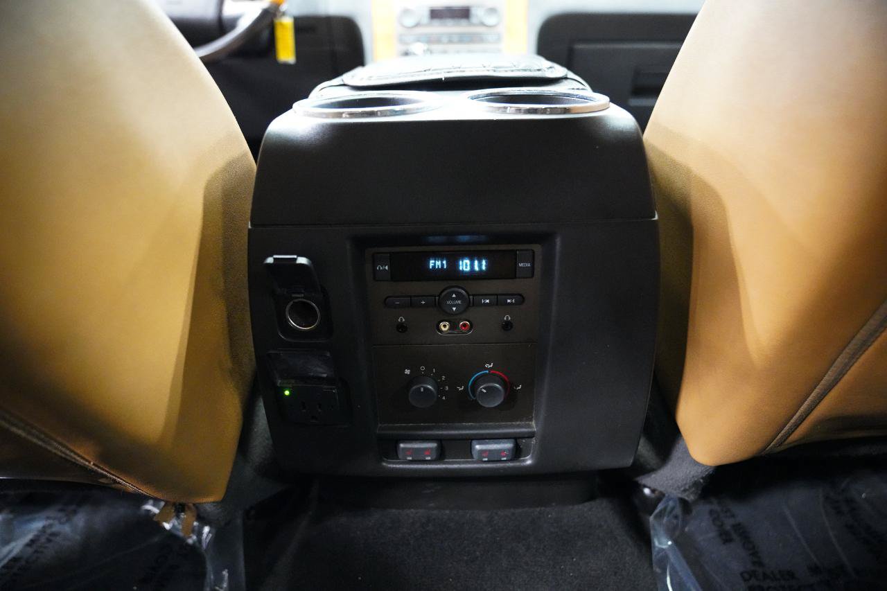 Used 2012 Lincoln Navigator 4WD image 30