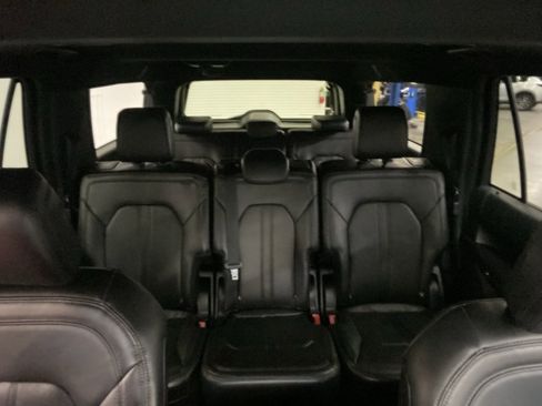 Used 2020 Ford Expedition Max Limited image 28