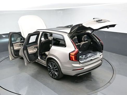New 2026 Volvo XC90 B6 Ultra w/ Protection Package Premier image 52