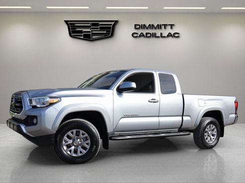 Used 2018 Toyota Tacoma SR5 image 1