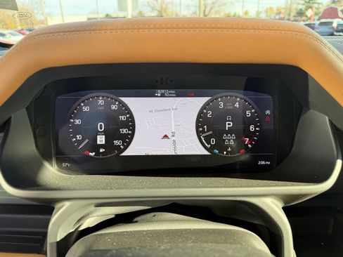 Used 2020 Land Rover Defender 110 X image 20