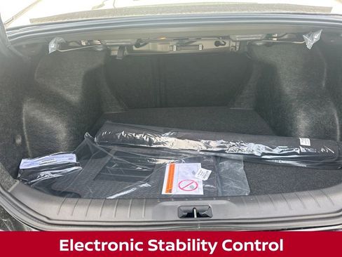 New 2025 Nissan Altima 2.5 SR image 29