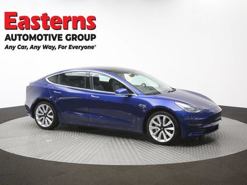 Used 2020 Tesla Model 3 Standard Range RWD image 42