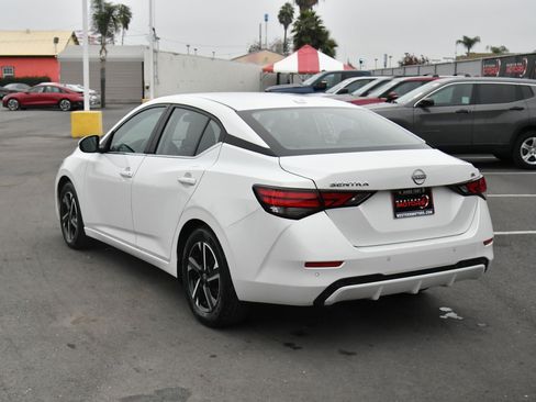 Used 2024 Nissan Sentra SV image 6