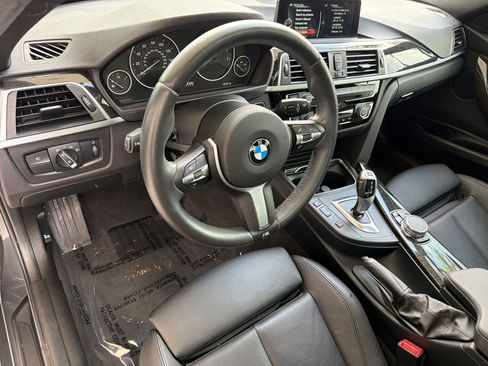 Used 2016 BMW 320i xDrive Sedan AWD/4WD image 4