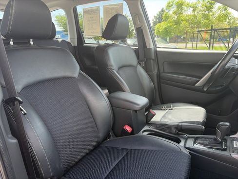 Used 2017 Subaru Forester 2.0XT Premium AWD/4WD image 28