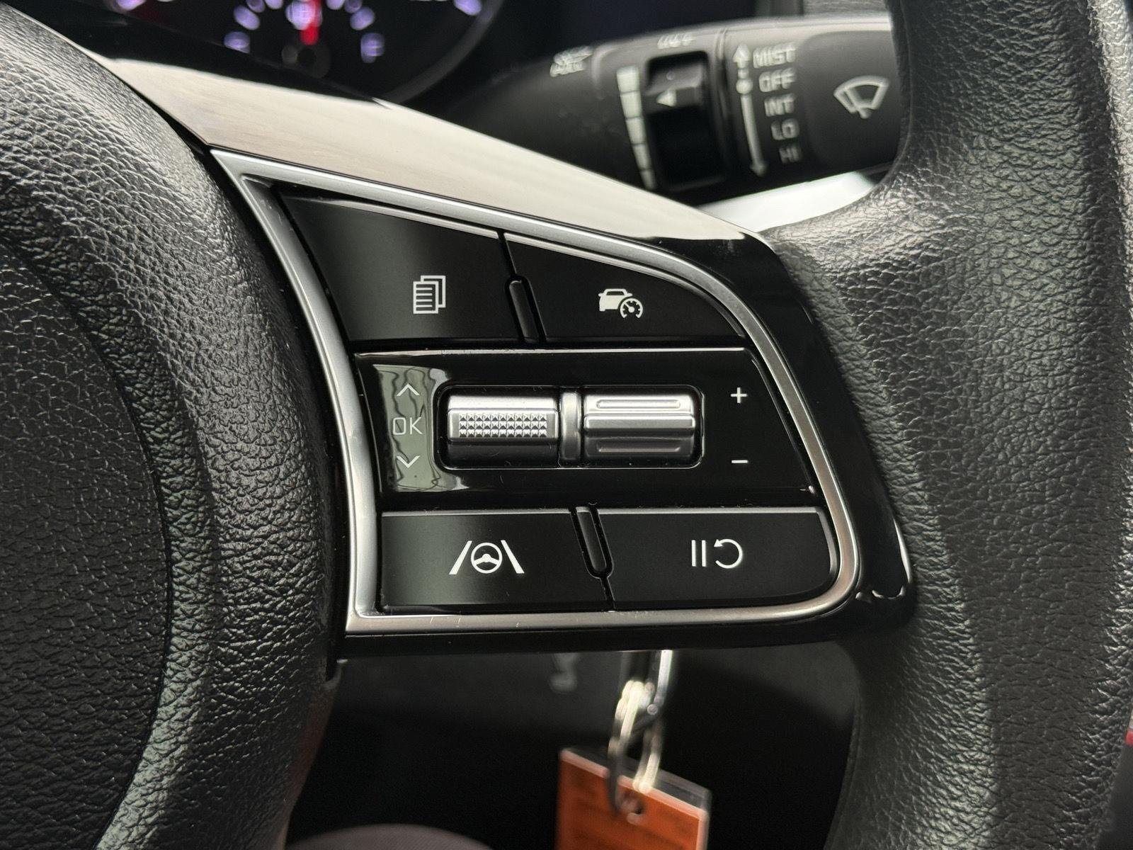 Used 2024 Kia Forte LXS w/ LXS Technology Package FWD image 30