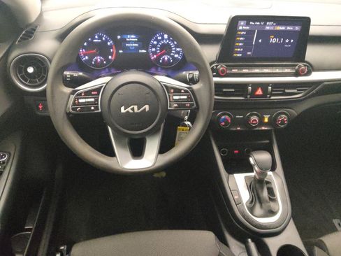 Used 2023 Kia Forte LXS image 22