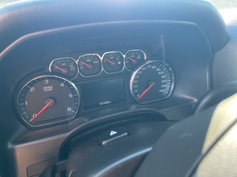 Used 2018 Chevrolet Silverado 1500 LT w/ All Star Edition image 8