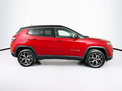 Used 2025 Jeep Compass Limited AWD/4WD image 10