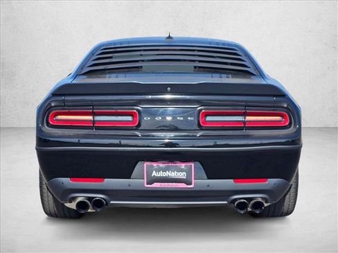 Used 2016 Dodge Challenger R/T Scat Pack image 7