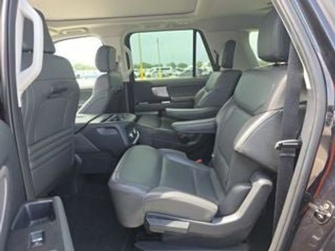 Certified 2025 Ford Expedition Max Active AWD/4WD image 12