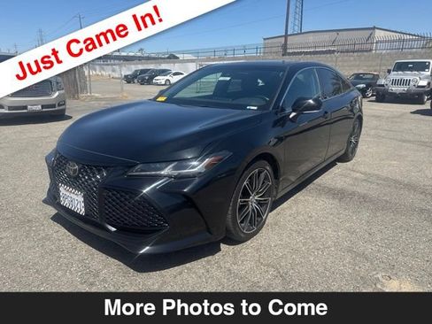 Used 2020 Toyota Avalon Touring w/ Advanced Safety Package FWD image 1