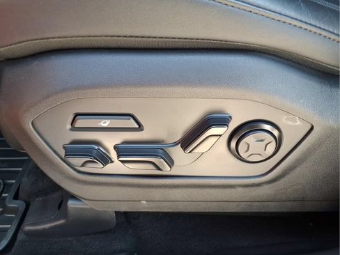 Used 2025 Hyundai Santa Fe Calligraphy FWD image 14