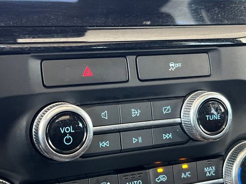 Used 2023 Ford Expedition Limited image 30