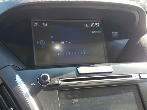 Used 2017 Acura MDX SH-AWD image 19