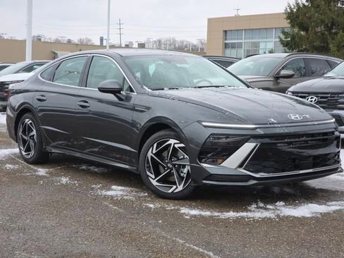 New 2026 Hyundai Sonata SEL image 2