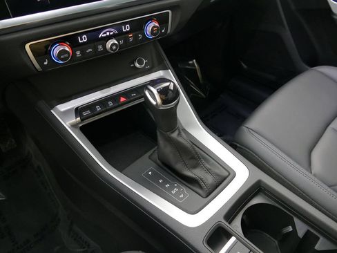 Used 2022 Audi Q3 2.0T Premium AWD/4WD image 19