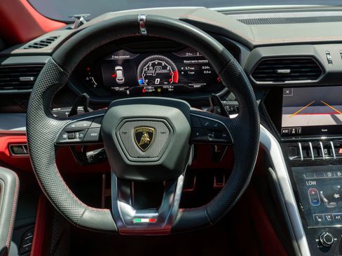 Used 2020 Lamborghini Urus AWD/4WD image 67