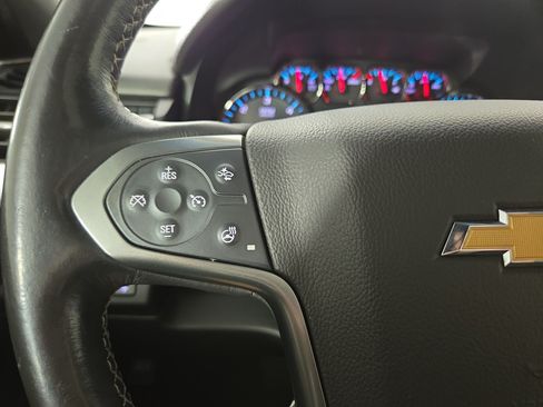 Used 2018 Chevrolet Tahoe LT w/ LT Signature Package AWD/4WD image 17