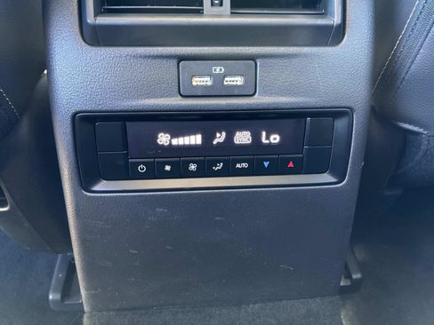 Used 2024 MAZDA CX-90 3.3 Turbo w/ Select Package AWD/4WD image 19