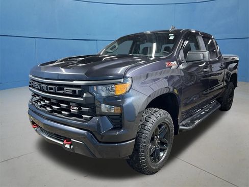 Used 2022 Chevrolet Silverado 1500 Custom Trail Boss AWD/4WD image 5