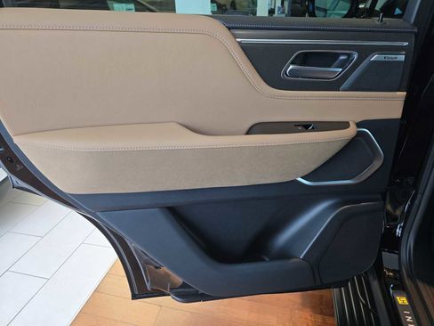 New 2026 INFINITI QX80 Luxe RWD image 9