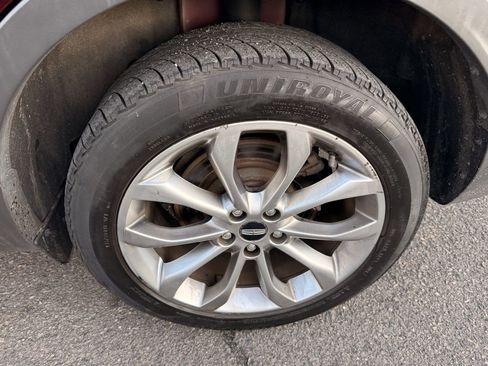 Used 2017 Lincoln MKC Select w/ Select Plus Package image 28