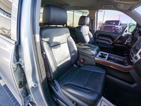 Used 2015 GMC Sierra 1500 SLT w/ SLT Crew Cab Value Package image 28