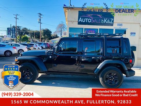 Used 2018 Jeep Wrangler Unlimited Sport image 12