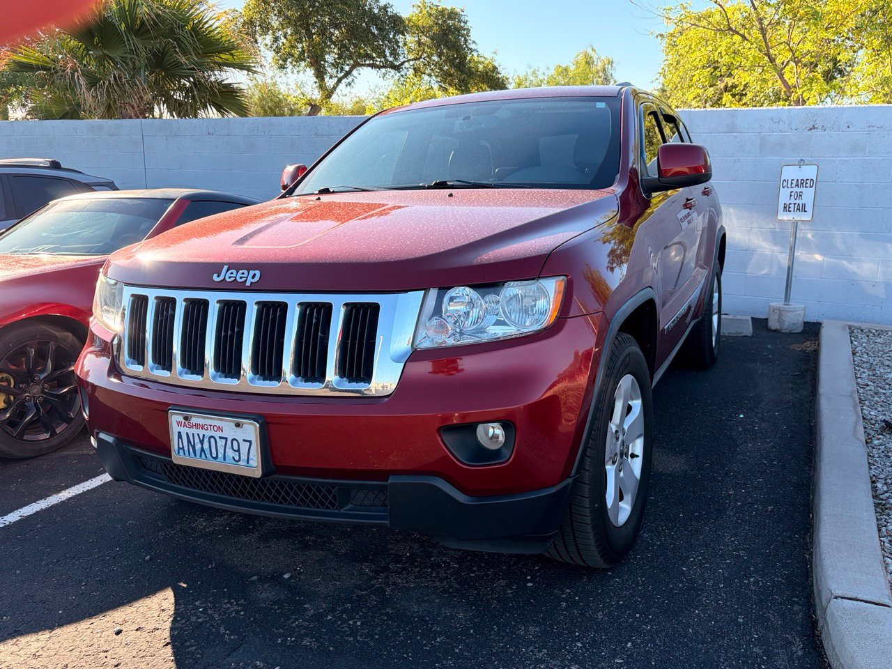 Used 2012 Jeep Grand Cherokee Laredo AWD/4WD image 2