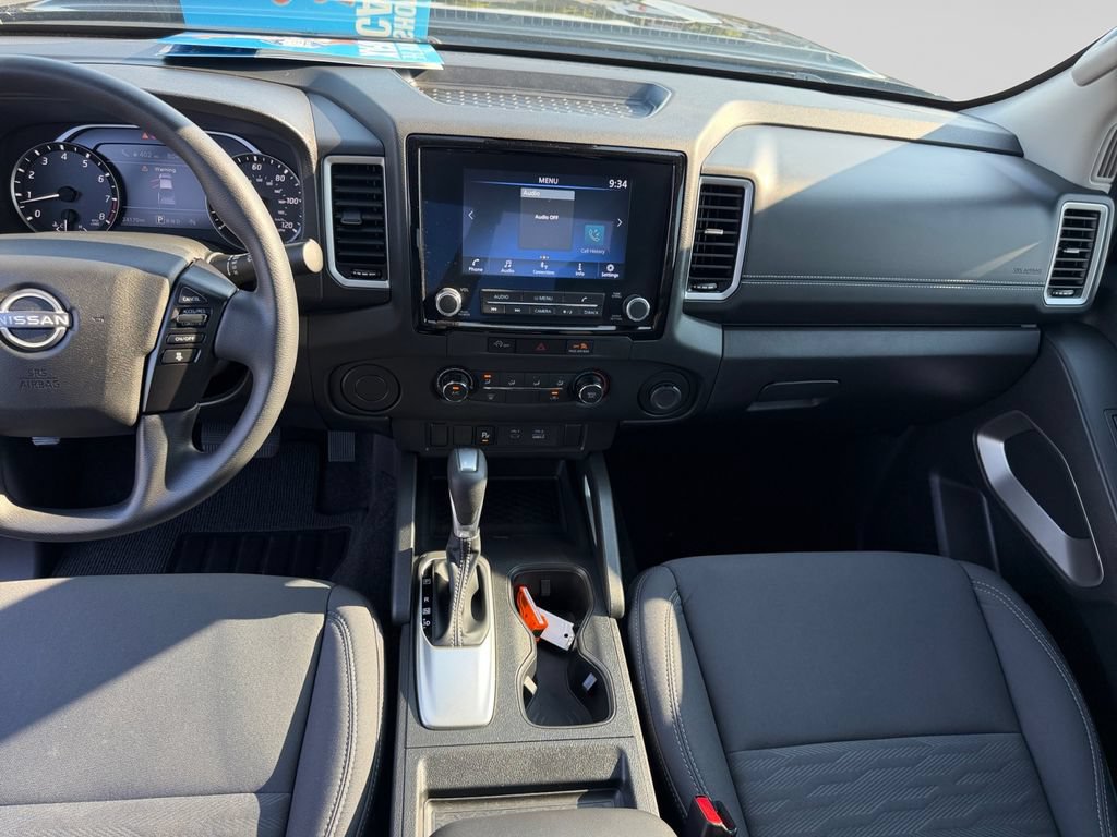 Used 2024 Nissan Frontier SV w/ Technology Package RWD image 14