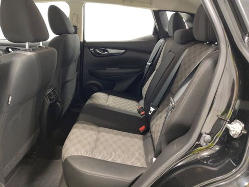 Used 2019 Nissan Rogue Sport SV w/ All-Weather Package AWD/4WD image 18