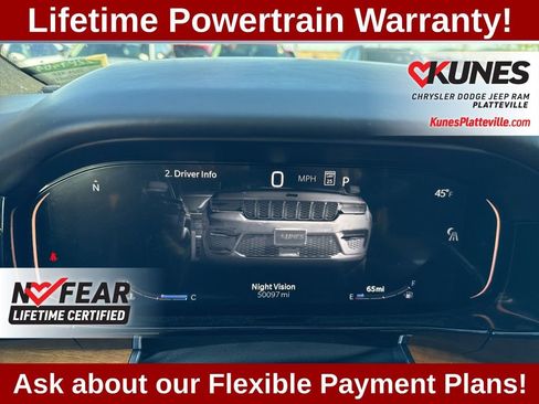 Used 2024 Jeep Grand Wagoneer L Series III AWD/4WD image 20