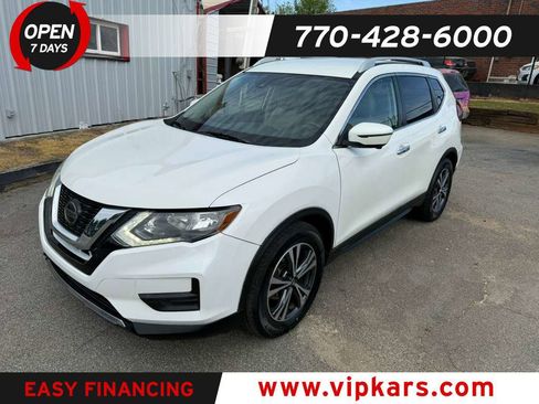 Used 2019 Nissan Rogue SV w/ Premium Package image 1