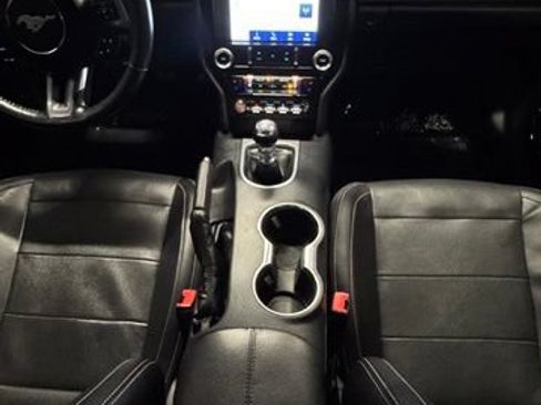 Used 2022 Ford Mustang GT Premium w/ Black Accent Package RWD image 16