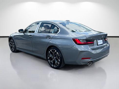 New 2026 BMW 330i xDrive Sedan w/ Convenience Package AWD/4WD image 5