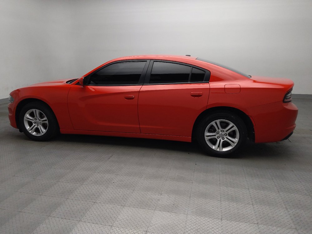 Used 2022 Dodge Charger SXT RWD image 3