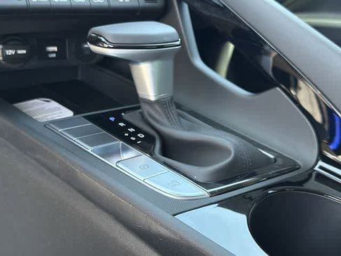 New 2026 Hyundai Elantra Limited image 25