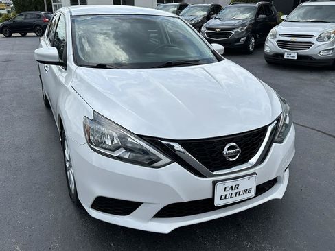 Used 2019 Nissan Sentra SV FWD image 4