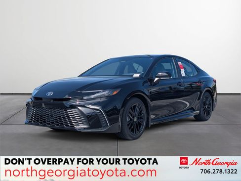 New 2026 Toyota Camry SE FWD image 1