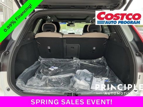 New 2026 Volvo XC60 B5 Plus w/ Protection Package Premier AWD/4WD image 13