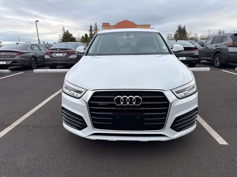 Used 2016 Audi Q3 2.0T Prestige w/ Prestige Package image 2