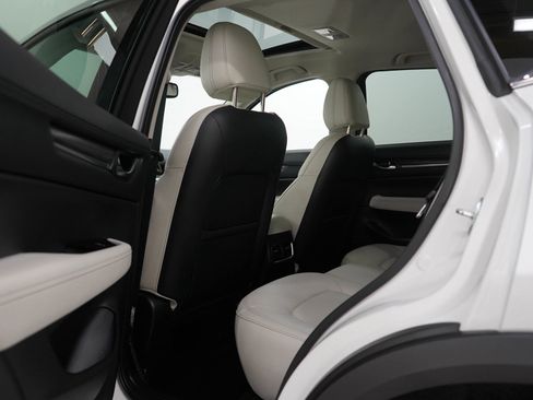 Used 2023 MAZDA CX-5 AWD 2.5 S w/ Premium Package image 18