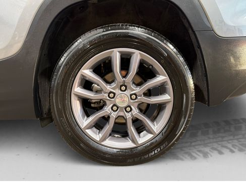 Used 2024 GMC Terrain SLT AWD/4WD image 49