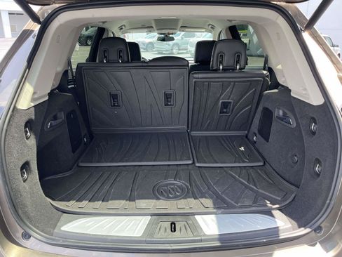 Used 2019 Buick Envision Essence FWD image 10